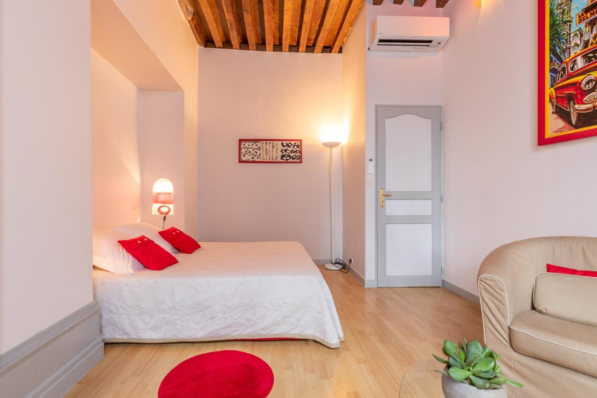 Residence Beaune Sweet Home, 4 Appartements D'Exception Avec Parking Inclus 객실 사진